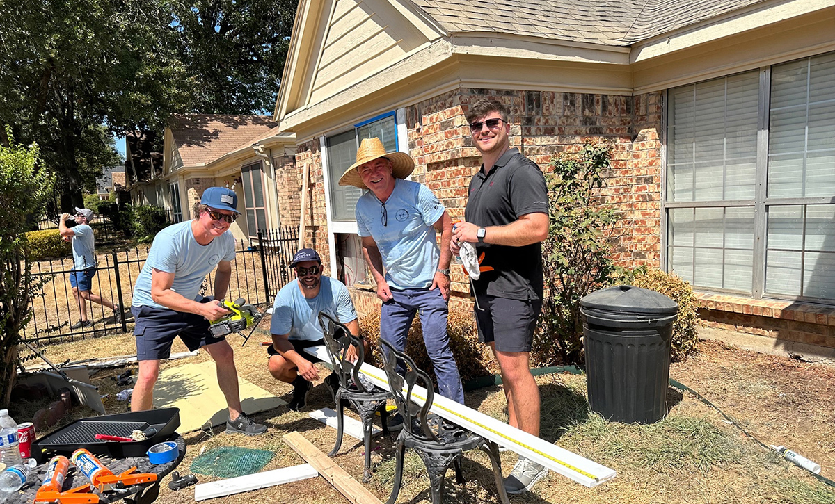 Wedgewood Homes and Hearts & Hammers Team Up for Home Restoration Project