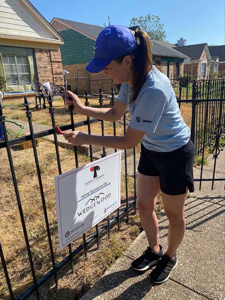 Wedgewood Homes and Hearts & Hammers Team Up for Home Restoration Project