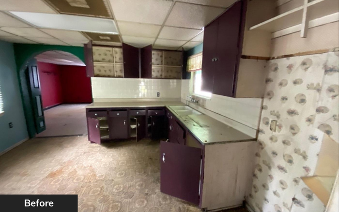 Kitchen before renovation by Wedgewood Homes